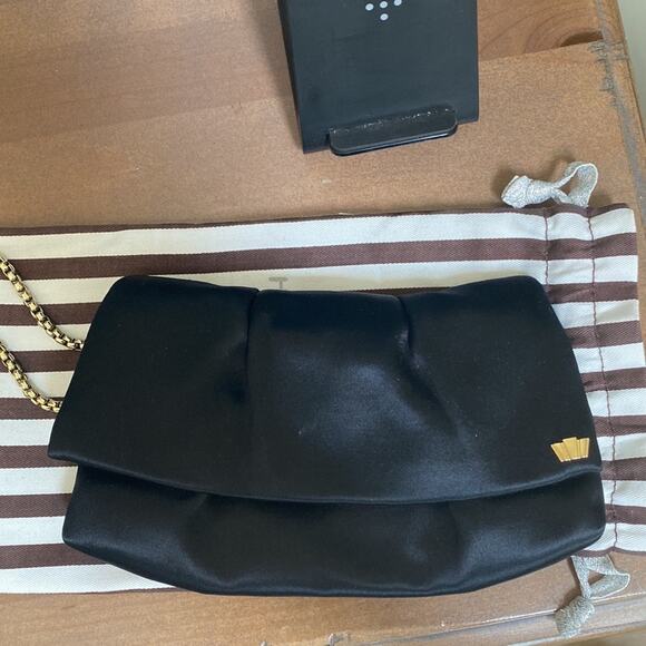 Henri Bendel Black Evening Wristlet - Picture 1 of 5